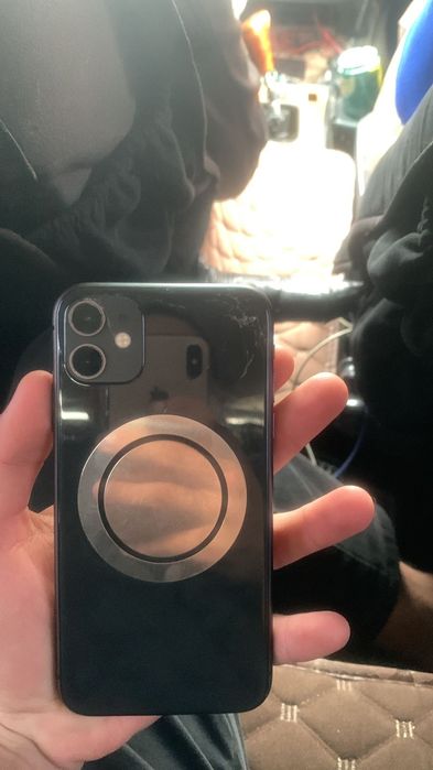 Iphone 11 64  гб