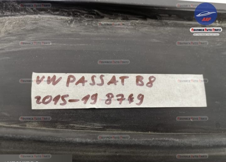 Grila centrala originala in stare buna Volkswagen Passat B8 2014 2015