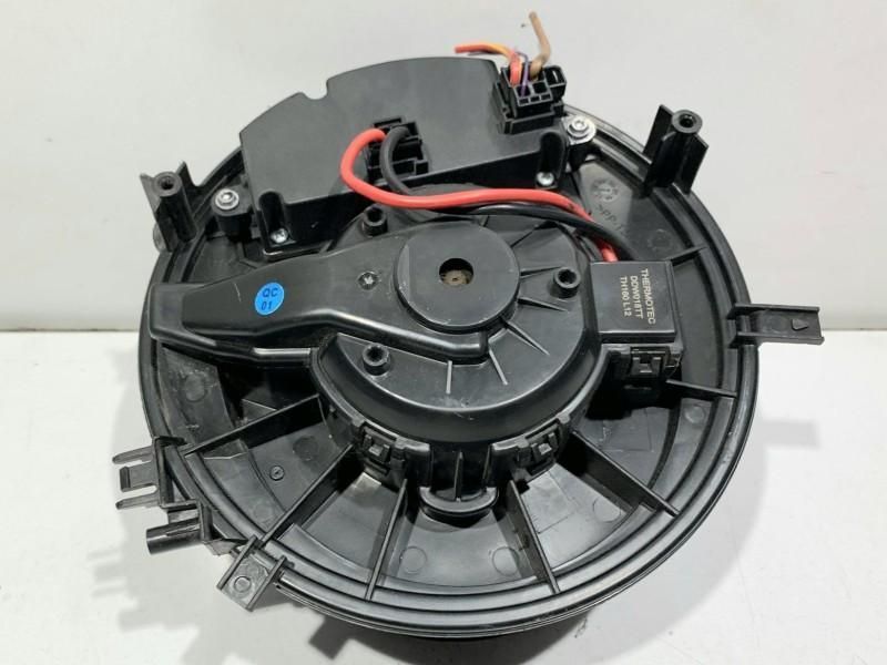 Aeroterma Volkswagen Golf 7 (2012-2017) 5Q1819021G