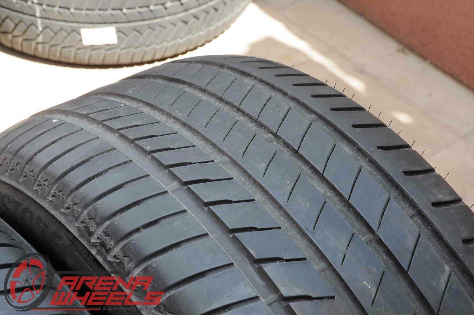 Anvelope Vara 20 inch Bridgestone Alenza Runflat 275/45 R20 305/40 R20