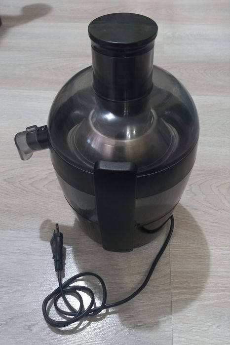 Продаю соковыжималку Philips