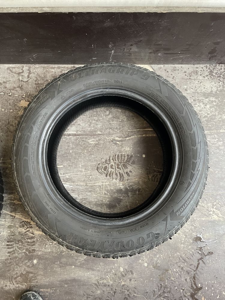 Две шины 205/60 R16 Зимние