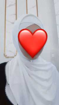 Хиджаб на кнопках