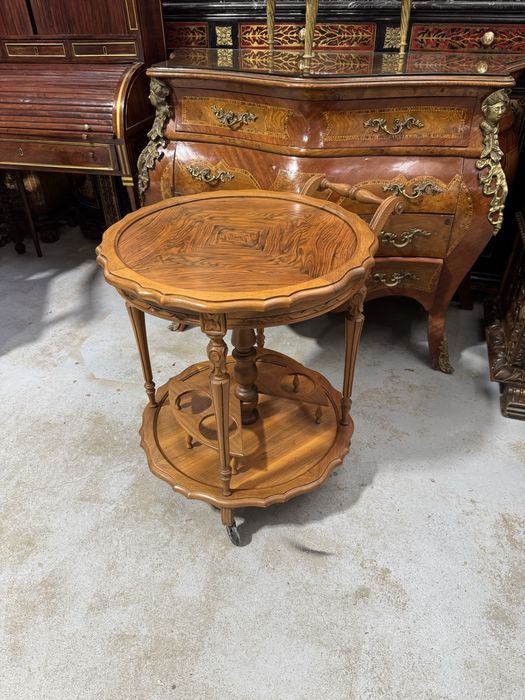 Gheridon rotund din lemn masiv