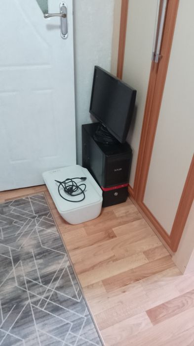 Продам комютер принтер