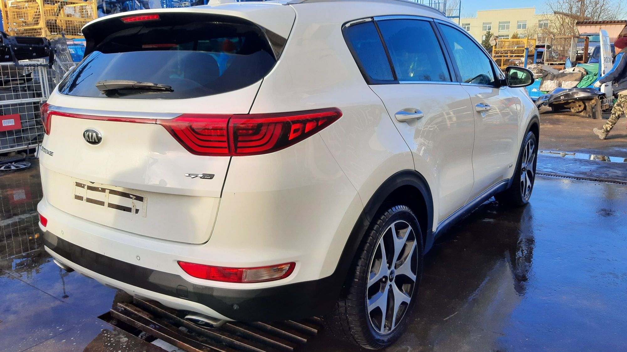 Dezmembrez kia sportage 1.6