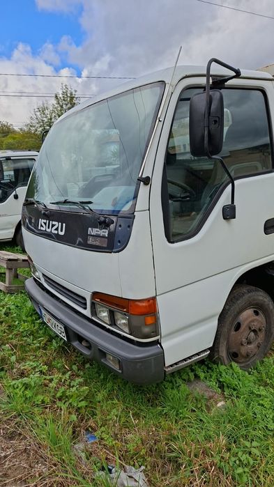 Isuzu NPR basculabila