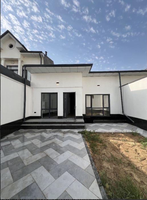 Срочно сотилади  4хона 1.8 сотих 9 метро бекати