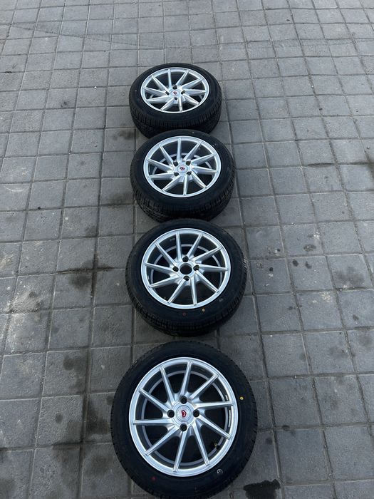 Диски в комплекте