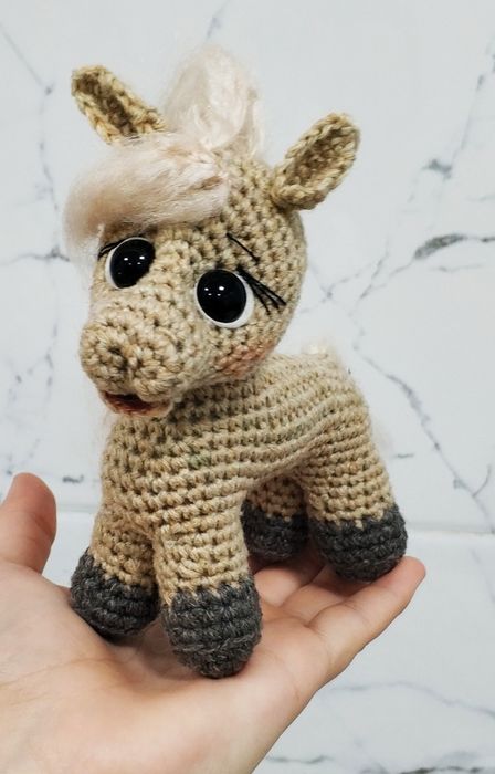 Вязаные игрушки.