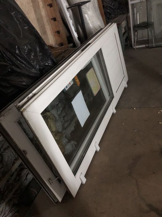 Продам пластиковые двери и резина