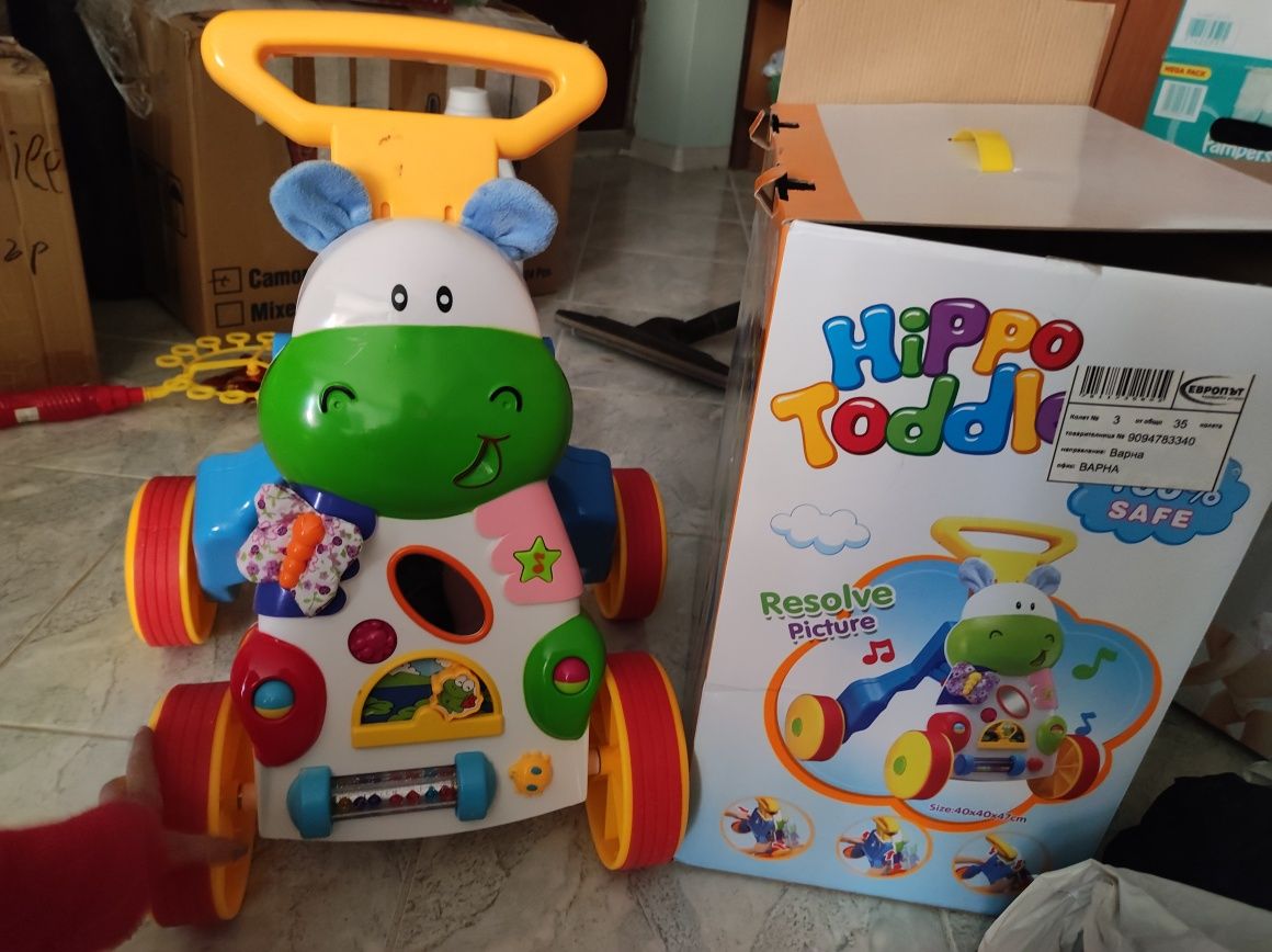 Hippo toddle бутало за прохождане