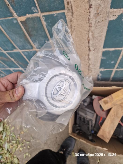 Колпаки на крузак решётка и фары