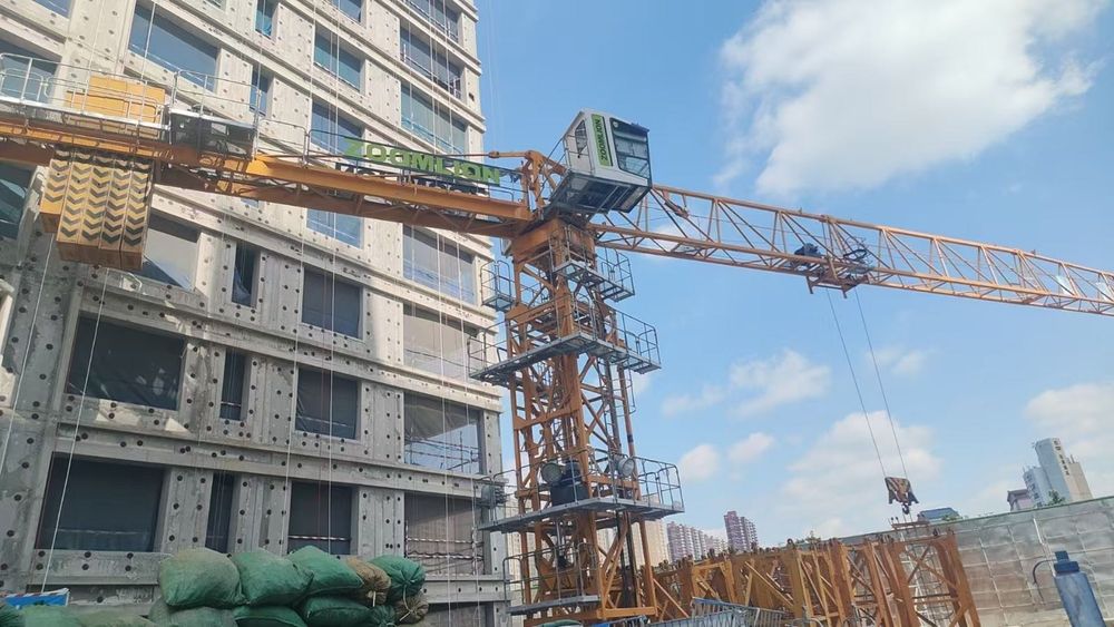 Башенный кран Zoomlion WA 6017-8F