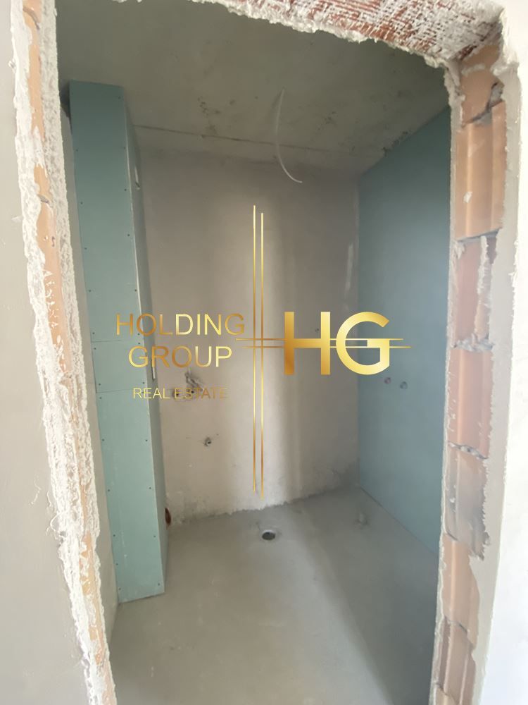 Продава се Двустаен апартамент в Варна, Бриз - 78 кв.м за 1783 €/кв.м - Снимка #3