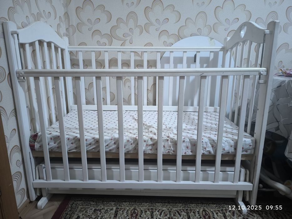 Продам детскую кроватку-люльку