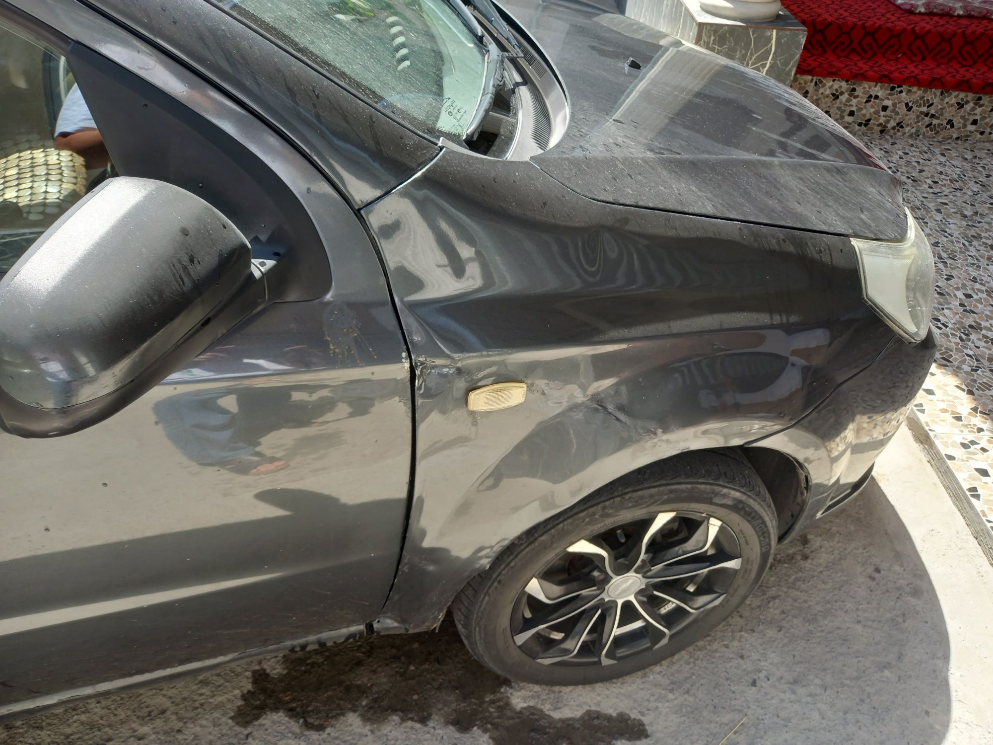 Nexia 3 moshina Yashi xolatda abmen bor Chevroletga