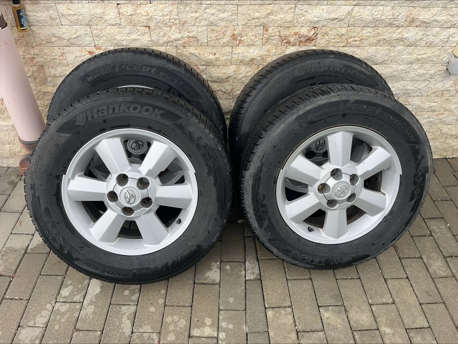 Jante Alu Toyota Rav 4 215 70 16 Hankook Iarna