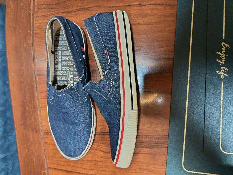 Tommiy Hilfiger denim