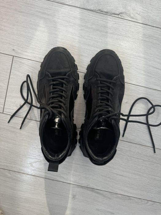 Кроссовки кожаные