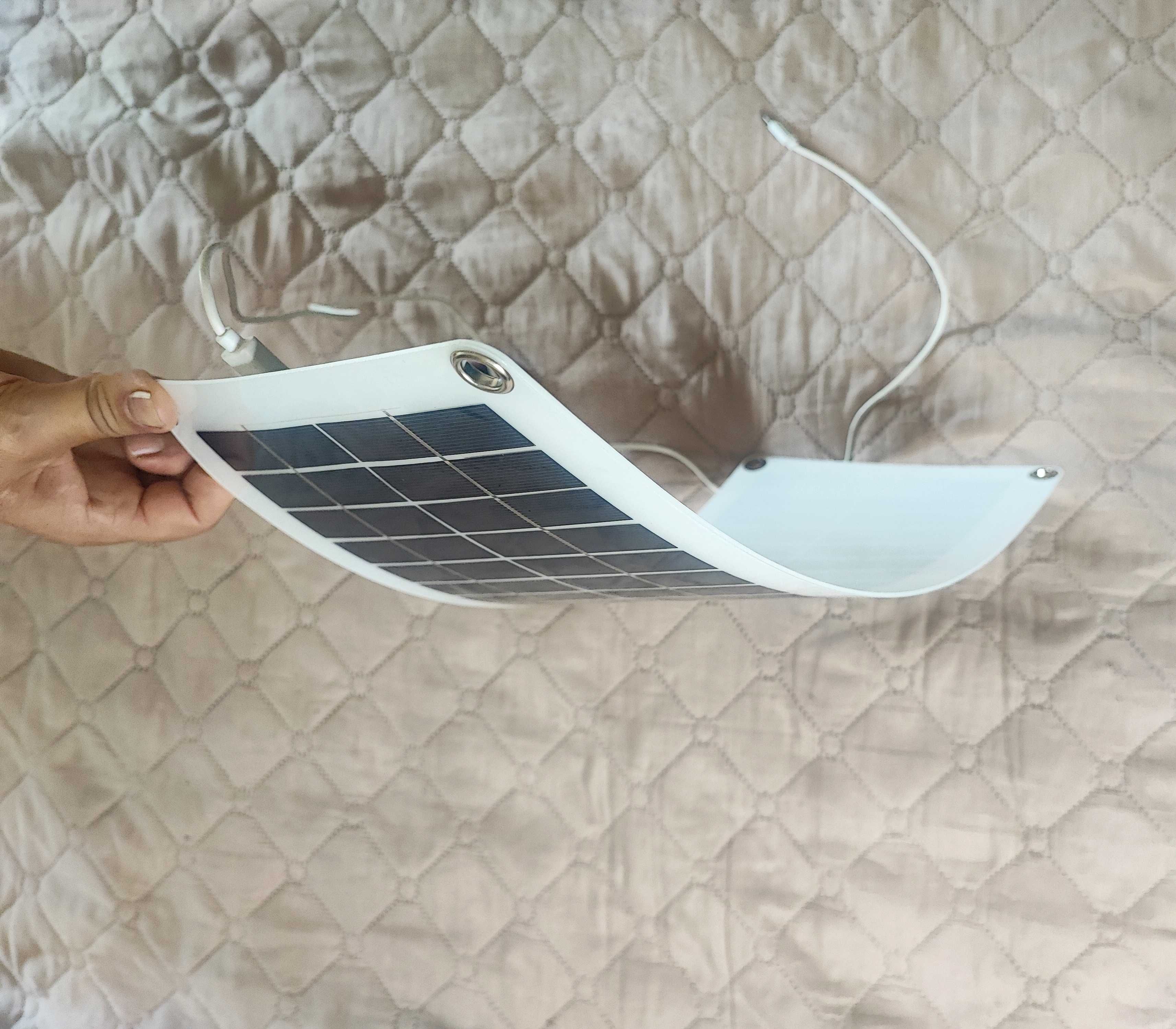 Гъвкав соларен панел с USB изход 2W  за зареждане на смартфони