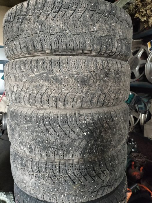 Шины зимние шипованные