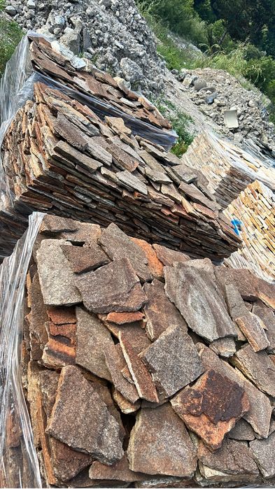 Piatra naturala de munte oriunde in tara + montat profesional