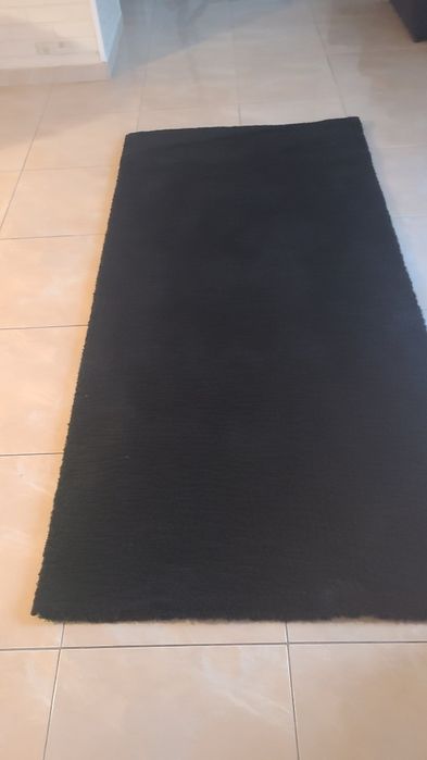 Vand covoare pufoase