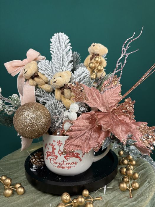 Aranjamente florale de Craciun handmade