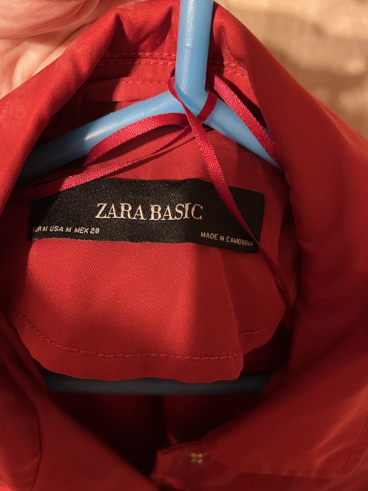 Червен тренч на Zara, чисто нов, размер S/M