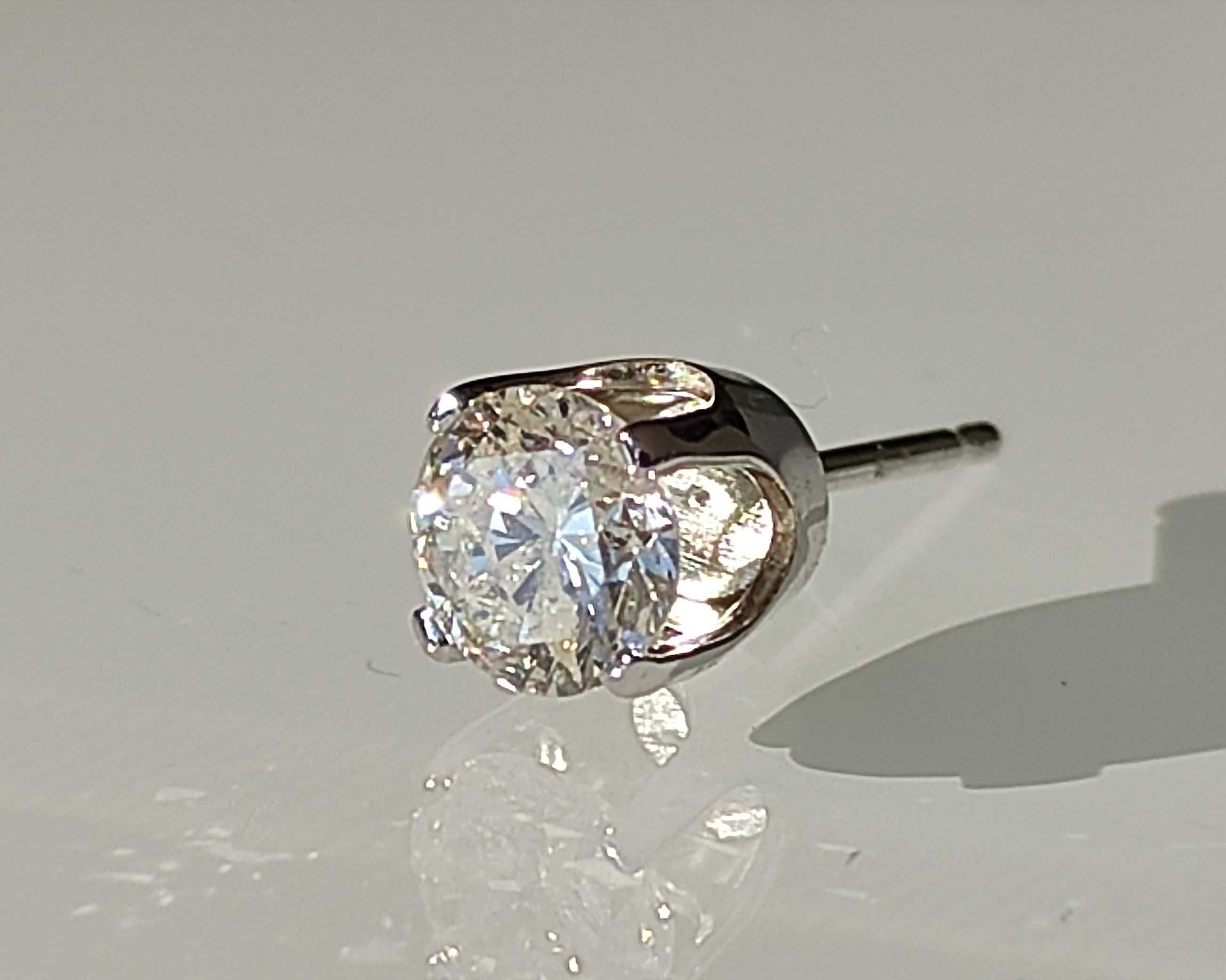 Cercel aur 14k cu diamant 0.53ct