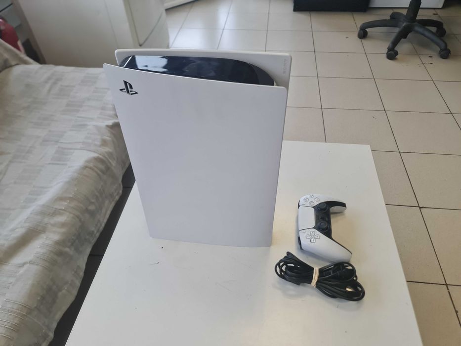 Видео конзола Playstation 5 Disc Edition