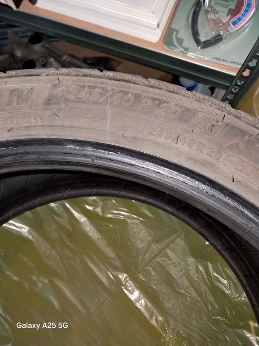Vand 4 anvelope de iarna Michelin 245/40R20 si 275/35R20