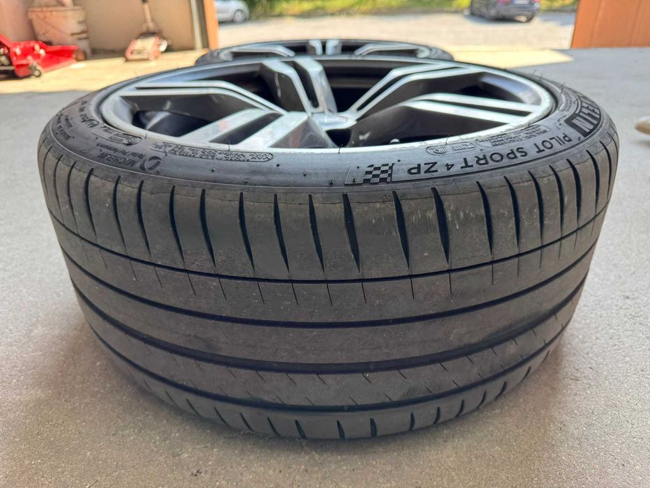 Джанти с гуми за  BMW G11