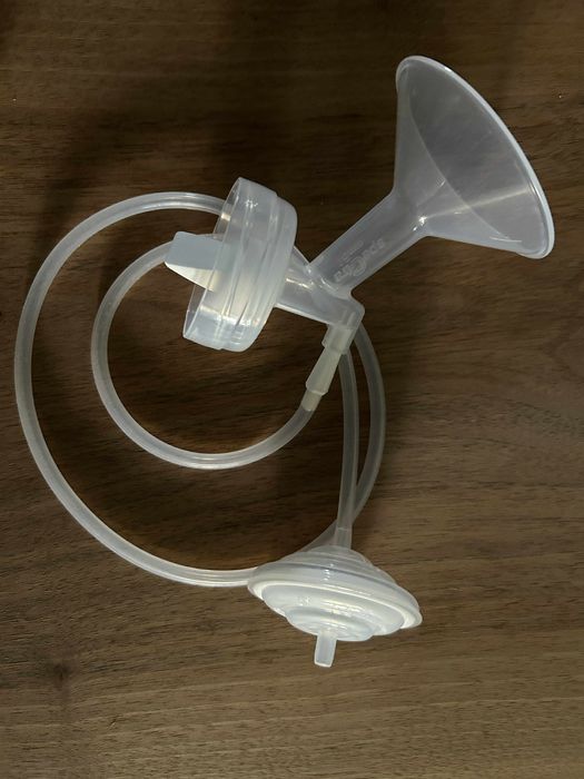 Помпа за кърма Philips Avent - Essential + бутилки