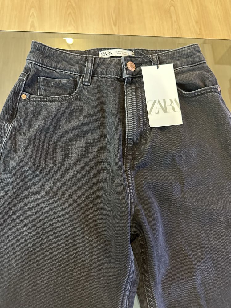 Чисто нови!! Дамски дънки Zara Mom Fit