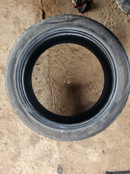 Зимни гуми 265 40 21