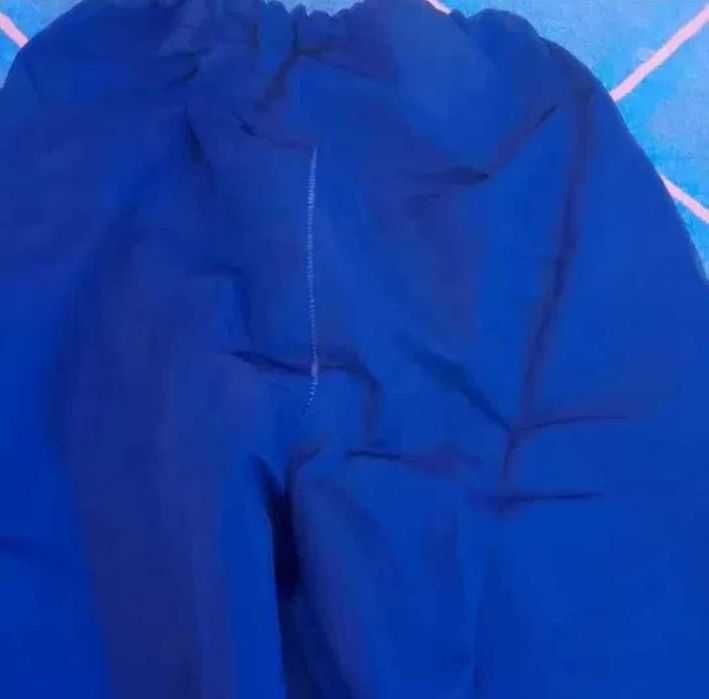 Set pantaloni sport 2 bucăți second hand