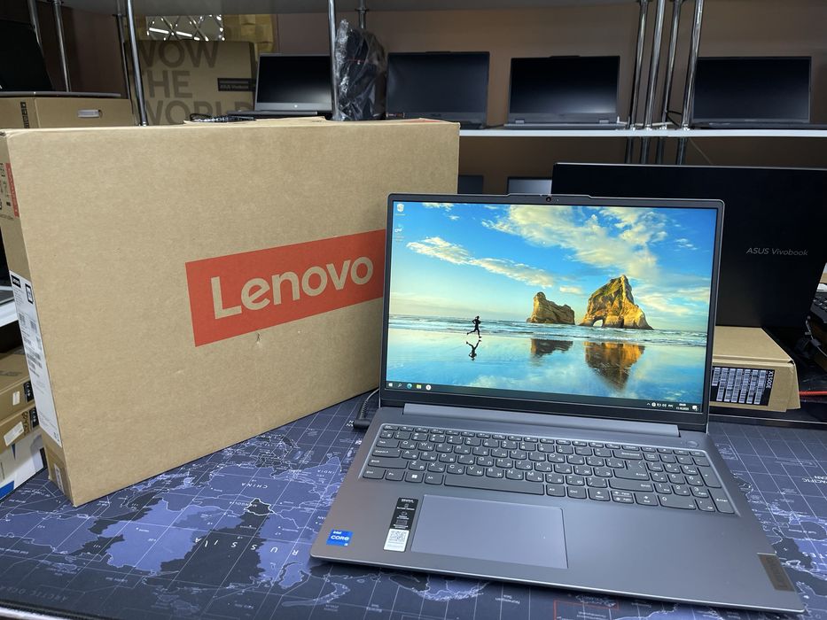 Ноутбук Lenovo ideapad Slim3 Core i5-12450H/16GB/Ssd512GB