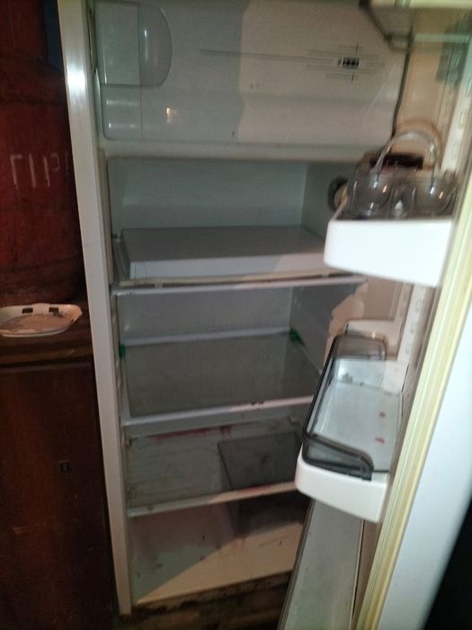 Продам холодильник