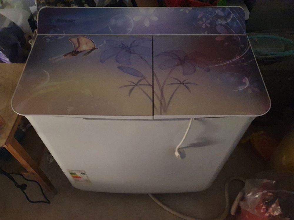 Poluavtomat kiryuvish moshinasi Sitronic 10kg