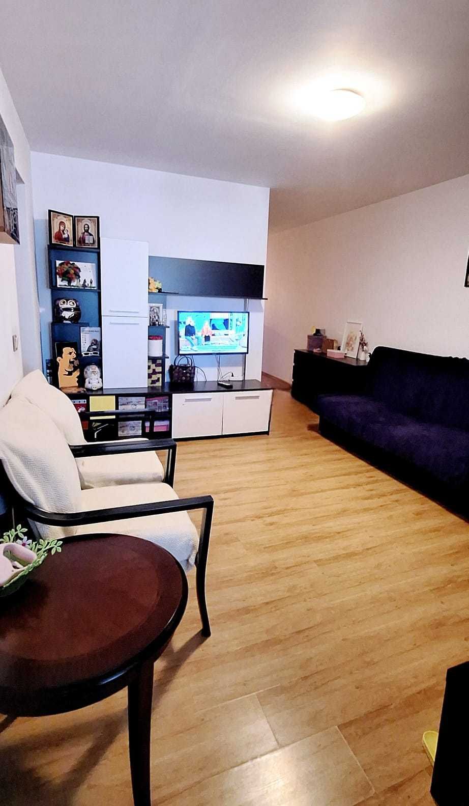 Apartament      .