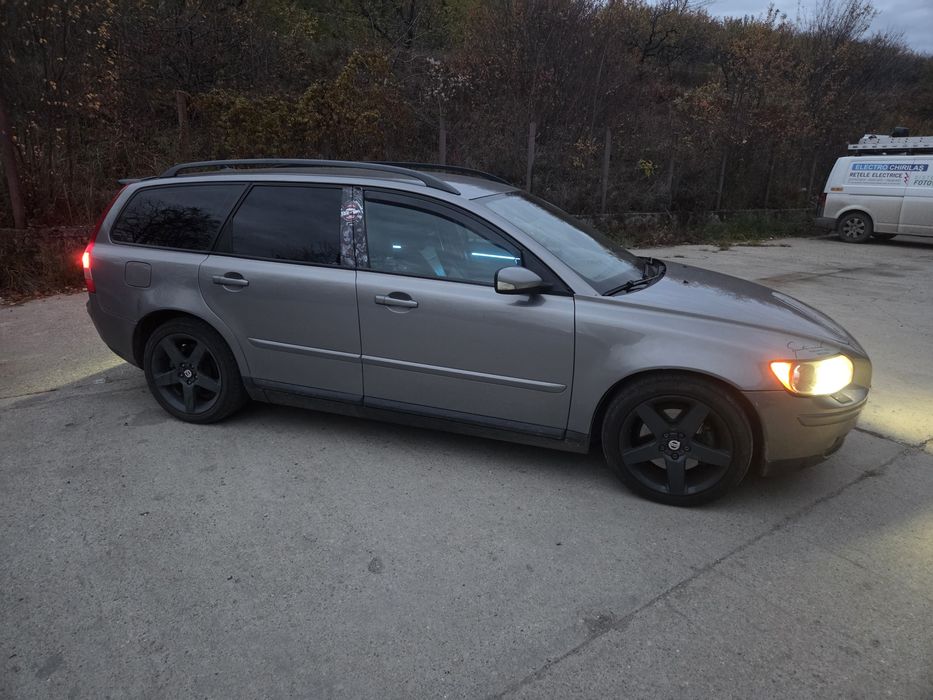 Volvo v50 2.0D 2005