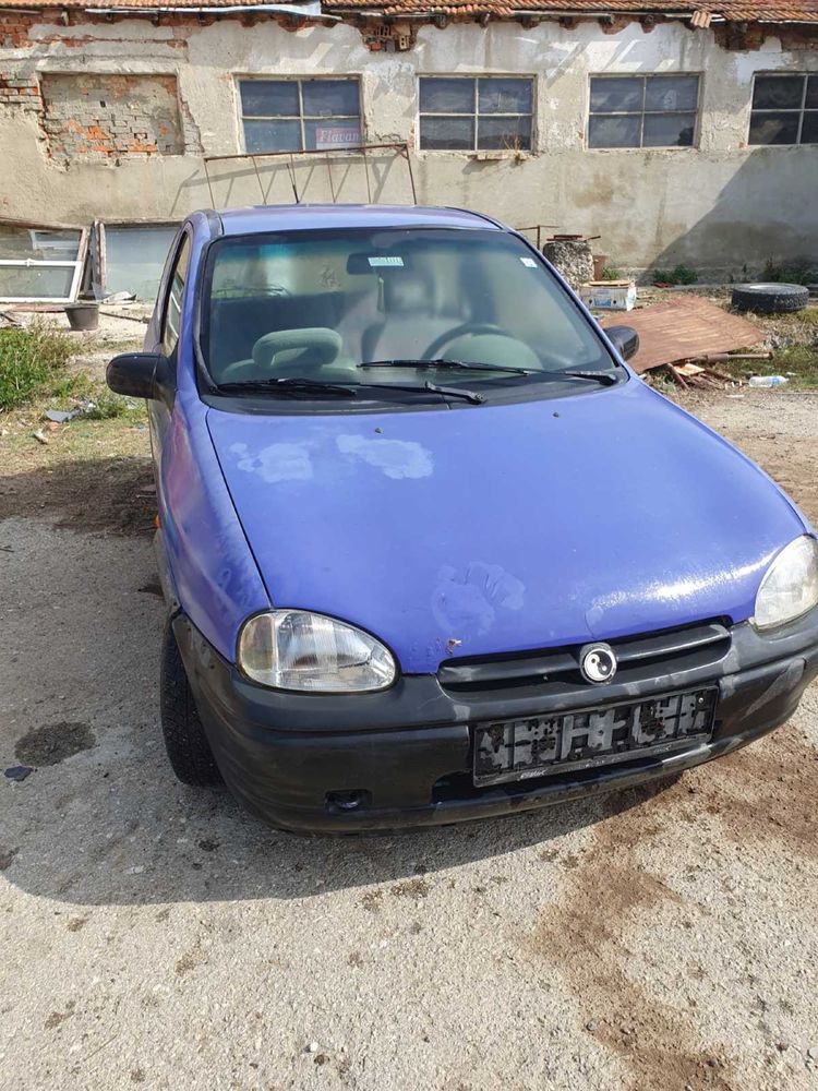 Opel Corsa B 1.2 - НА ЧАСТИ