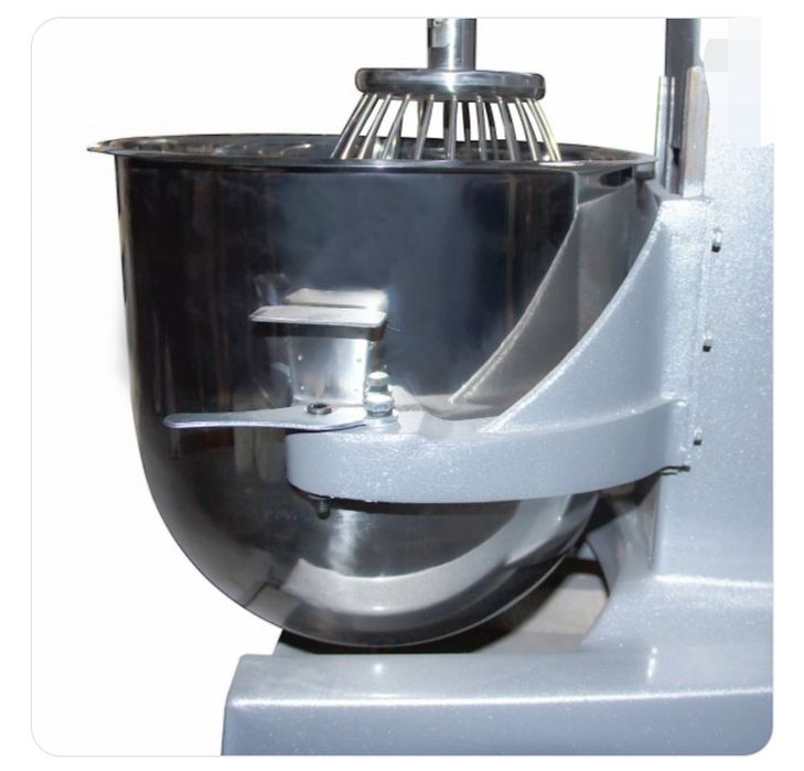 Продам планетарной промышленный миксер OZDEMER