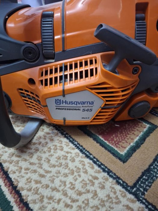 Vând Husqvarna 545