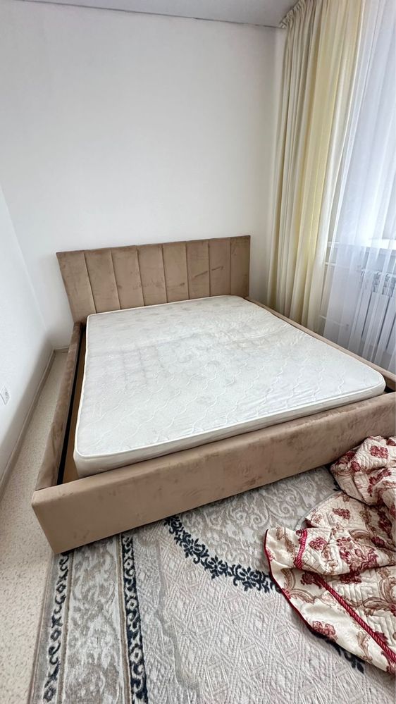 Продам матрас размер 160*200