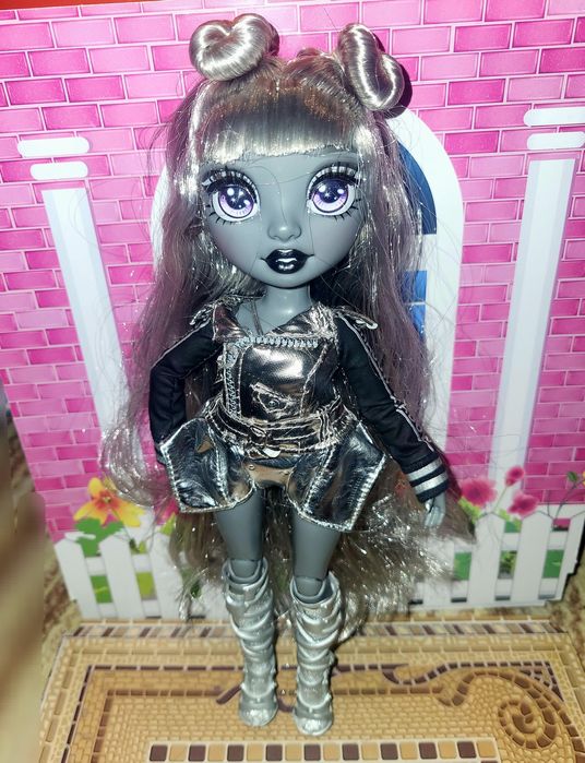 Shadow high diferite