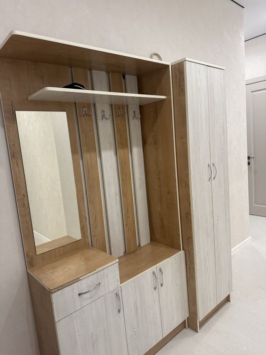 Продам прихожую