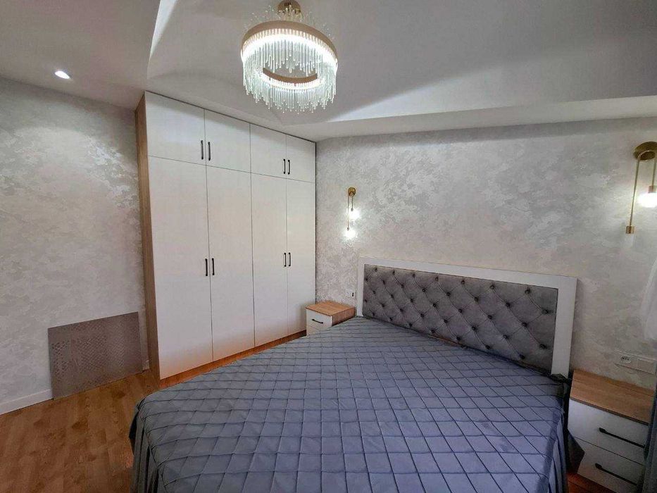 №4297 Продается квартира мансарда 72кв с евро ремонтом 3х ком